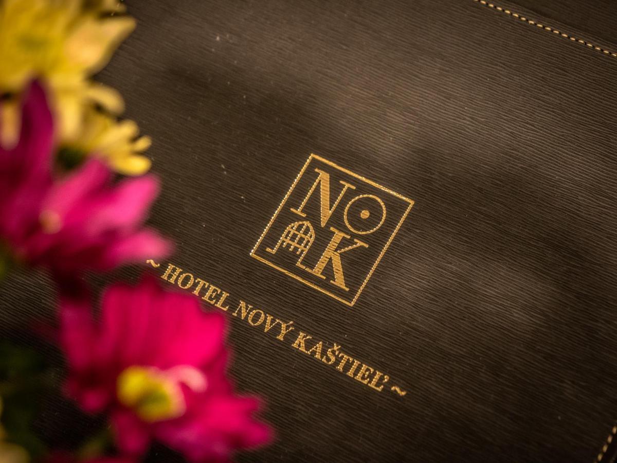 Hotel Novy Kastiel - Self Check-In Топольчани Экстерьер фото
